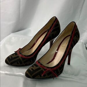 Fendi Black and Red Patterned Heels